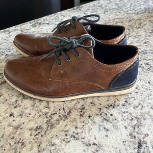 London Underground Men Casual Dress Shoes Size 4 Brown